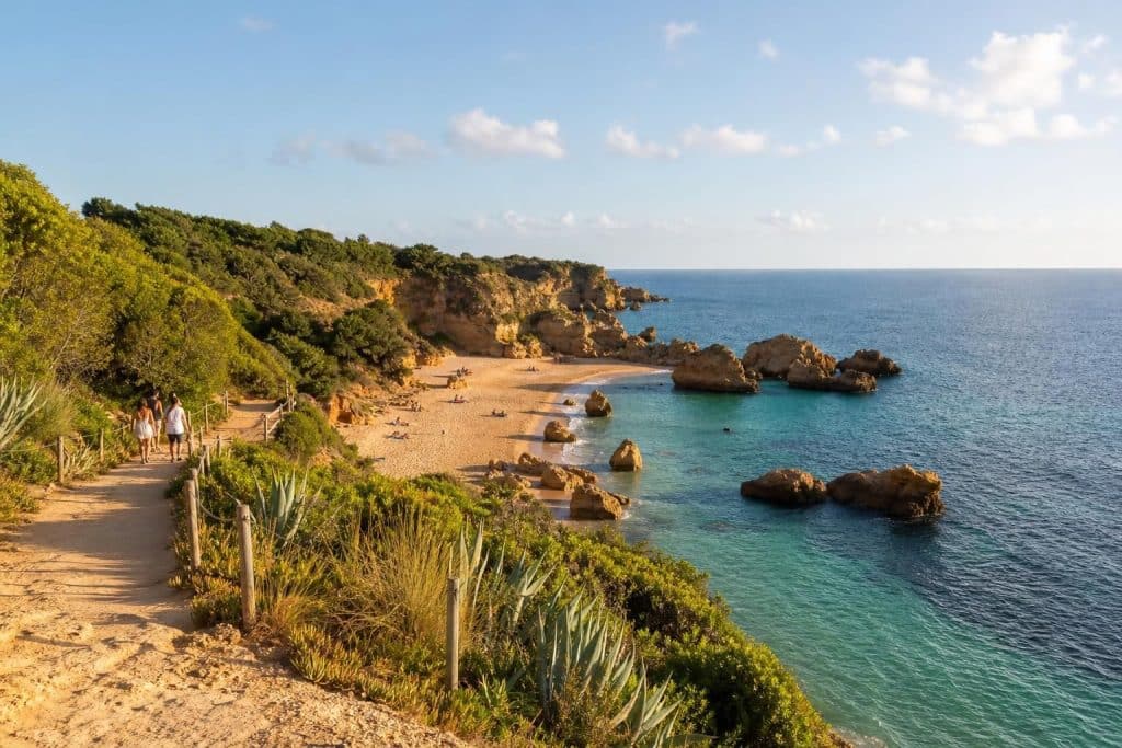 Les plages de Porto : lesquelles méritent le détour et comment y accéder